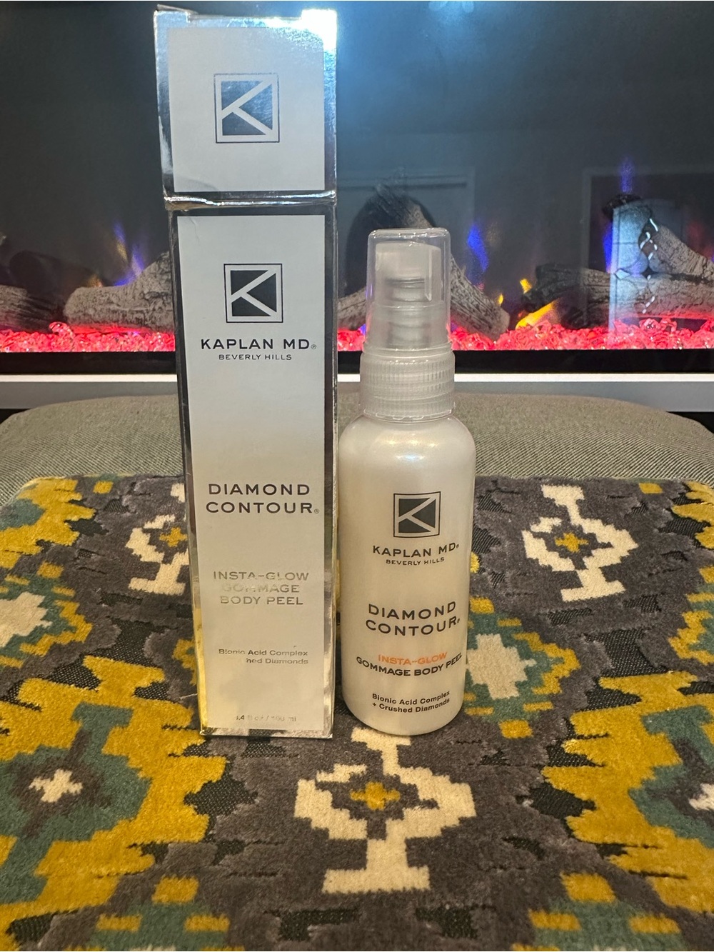 Kaplan Diamond Contour Insta-Glow Body Peel - Pearl White and Silver